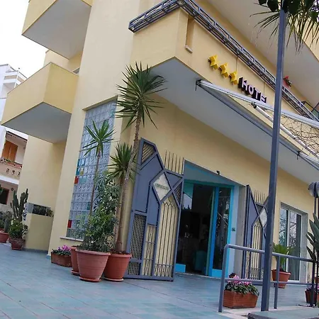 彼得拉威尔德酒店 酒店 3*